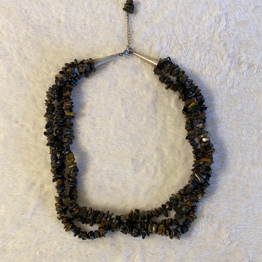 🌟 Vintage 3 Strand Natural Granite Necklace - Picture 2 of 3